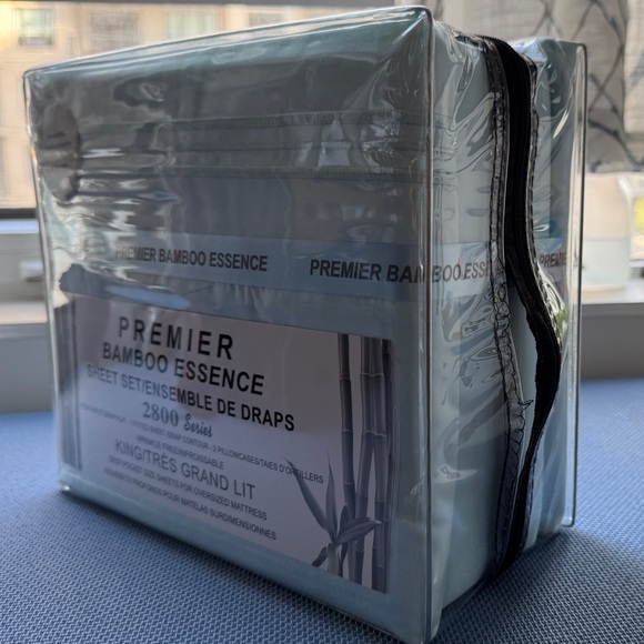 ✨FINAL STOCK✨King 4pc Ice Blue Bedsheets - Picture 5 of 7